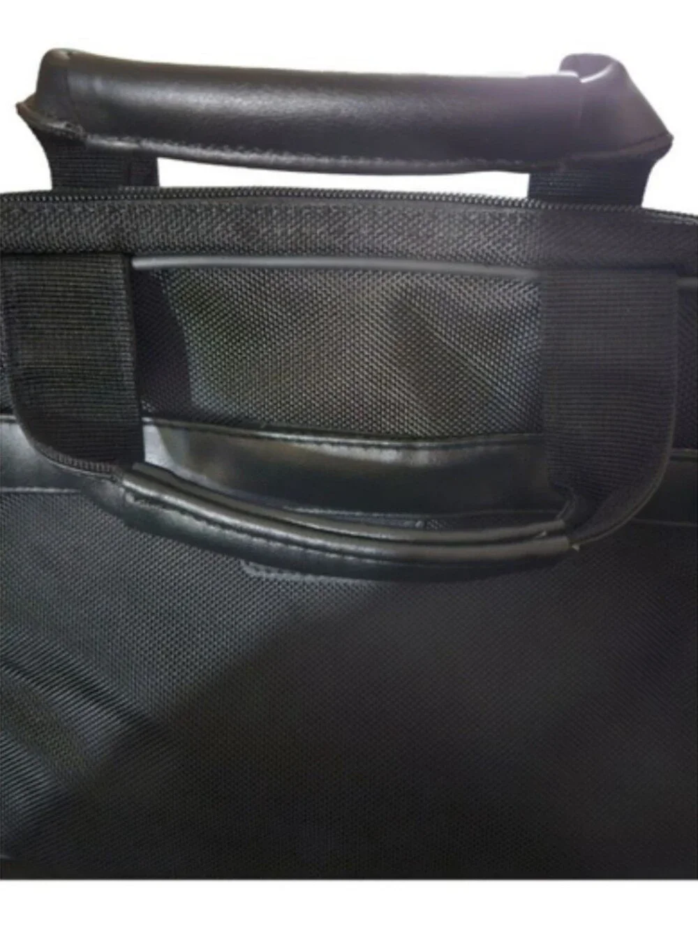 Kenneth Cole Reaction Black Laptop or Tablet Carry Bag